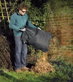 Black & Decker BLACK+DECKER GW3030-QS Bladblazer - 3000W - 50L Opvangbak - 16:1 Volumereductie 19 Black & Decker BLACK+DECKER GW3030-QS Bladblazer - 3000W - 50L Opvangbak - 16:1 Volumereductie -Tuin Kortingswinkel 1070x1200