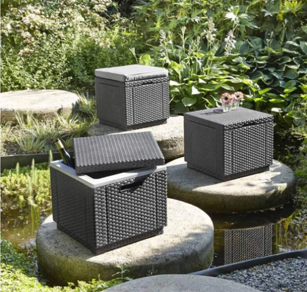 Allibert Opbergpoef Met Deksel - Opbergbox - Bijzettafel Buiten - Tafel - Tuintafel - Opberger 2 Allibert Opbergpoef Met Deksel - Opbergbox - Bijzettafel Buiten - Tafel - Tuintafel - Opberger - Afbeelding 2