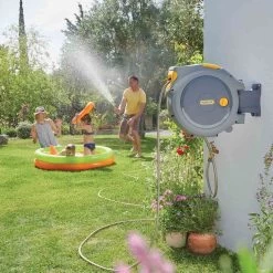 Hozelock AutoReel Slangenhouder / Wandslangbox 20m - Ø12,5mm 27 Hozelock AutoReel Slangenhouder / Wandslangbox 20m - Ø12,5mm -Tuin Kortingswinkel 1200x1200 1184