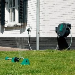 VONROC Automatische Slanghaspel – Incl. 25m Tuinslang, Aansluitslang, Spuitstuk, Koppelingen & Kraanaansluiting 12 VONROC Automatische Slanghaspel – Incl. 25m Tuinslang, Aansluitslang, Spuitstuk, Koppelingen & Kraanaansluiting -Tuin Kortingswinkel 1200x1200 1187