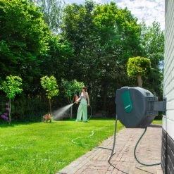 VONROC Automatische Slanghaspel – Incl. 25m Tuinslang, Aansluitslang, Spuitstuk, Koppelingen & Kraanaansluiting 14 VONROC Automatische Slanghaspel – Incl. 25m Tuinslang, Aansluitslang, Spuitstuk, Koppelingen & Kraanaansluiting -Tuin Kortingswinkel 1200x1200 1189