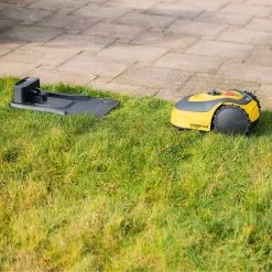 Powerplus POWXG6305 Robotmaaier - 18V - Voor Gazons Tot Ca. 500m² - Maaibreedte 180mm - Incl. Laadstation En Accessoires -Tuin Kortingswinkel 1200x1200 321