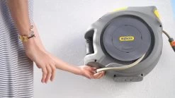 Hozelock AutoReel Slangenhouder / Wandslangbox 20m - Ø12,5mm 26 Hozelock AutoReel Slangenhouder / Wandslangbox 20m - Ø12,5mm -Tuin Kortingswinkel 1200x675 37
