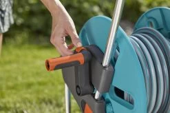GARDENA AquaRoll M Easy Set - Slangwagen - Maximaal 60 M Opbergcapaciteit 16 GARDENA AquaRoll M Easy Set - Slangwagen - Maximaal 60 M Opbergcapaciteit -Tuin Kortingswinkel 1200x799 159