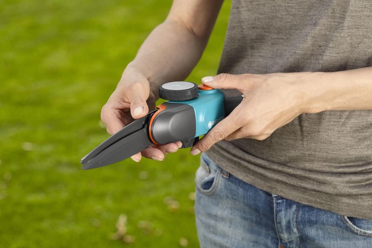 GARDENA Comfort Grasschaar - Op Steel 7 GARDENA Comfort Grasschaar - Op Steel - Afbeelding 7