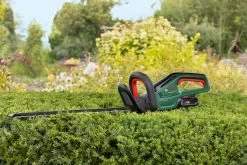 Bosch UniversalHedgeCut 18-55 Heggenschaar - Zonder 18V Accu En Oplader -Tuin Kortingswinkel 1200x800 101