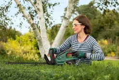 Bosch UniversalHedgeCut 18-50 Heggenschaar - Met 18 V Accu En Lader -Tuin Kortingswinkel 1200x800 106