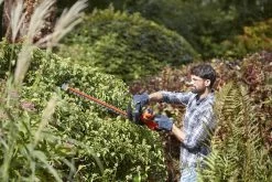 Black & Decker BLACK+DECKER BEHTS451-QS Heggenschaar - 550W - 60cm - Gesnoerd 15 Black & Decker BLACK+DECKER BEHTS451-QS Heggenschaar - 550W - 60cm - Gesnoerd -Tuin Kortingswinkel 1200x800 118