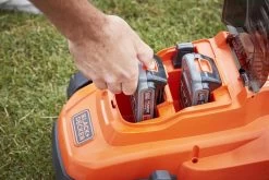 Black & Decker BLACK+DECKER BCMW3318L2-QW Grasmaaier - 18V - 33cm - Incl. 2 Accu's En Lader -Tuin Kortingswinkel 1200x800 153