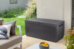 Opbergbox Tuin - Kussenbox Waterdicht - Bruin - Zitbox Kussenbox Voor Buiten - Voor Tuinmeubelen - Tuinkussens - Opberg Tuin - Kussenboxen - XL - Groot - 305 Liter -Tuin Kortingswinkel 1200x800 285