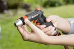 GARDENA - Premium Reinigingssproeier Spuitpistool - Metaal - Voor Reiniging En Bewatering -Tuin Kortingswinkel 1200x800 375