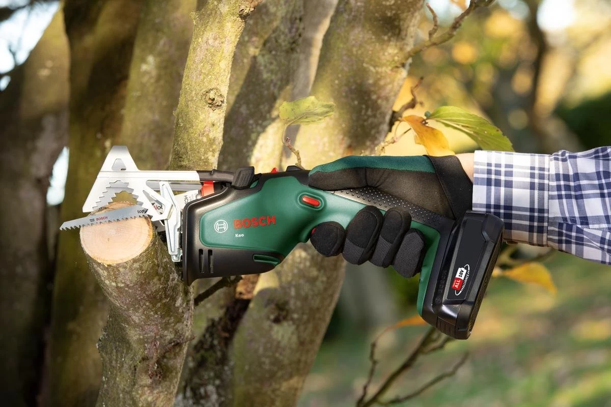 Bosch KEO 18 Accu Tuinzaagmachine - Snijdiameter Van 80 Mm - Met 18 V Accu En Lader 10 Bosch KEO 18 Accu Tuinzaagmachine - Snijdiameter Van 80 Mm - Met 18 V Accu En Lader - Afbeelding 10