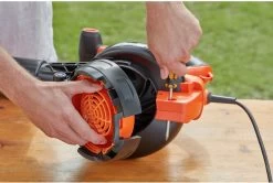Black & Decker BLACK+DECKER BEBLV300SB-QS Bladblazer - 404 Km/u - 3000W - Zuig-/blaasfunctie - Gesnoerd 14 Black & Decker BLACK+DECKER BEBLV300SB-QS Bladblazer - 404 Km/u - 3000W - Zuig-/blaasfunctie - Gesnoerd -Tuin Kortingswinkel 1200x808
