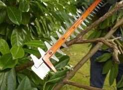 Black & Decker BLACK+DECKER BEHTS451-QS Heggenschaar - 550W - 60cm - Gesnoerd 11 Black & Decker BLACK+DECKER BEHTS451-QS Heggenschaar - 550W - 60cm - Gesnoerd -Tuin Kortingswinkel 1200x878