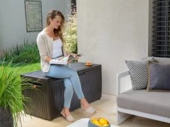 Opbergbox Tuin - Kussenbox Waterdicht - Bruin - Zitbox Kussenbox Voor Buiten - Voor Tuinmeubelen - Tuinkussens - Opberg Tuin - Kussenboxen - XL - Groot - 305 Liter -Tuin Kortingswinkel 1200x898 1