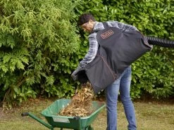 Black & Decker BLACK+DECKER BEBLV301 Bladblazer - Blaas En Zuigfunctie - Rugzak Als Opvangzak -Tuin Kortingswinkel 1200x900 4