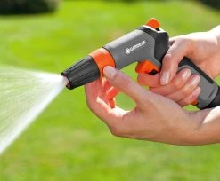 GARDENA - Classic Reinigingspistool - Spuitpistool - Traploos Instelbaar 25 GARDENA - Classic Reinigingspistool - Spuitpistool - Traploos Instelbaar -Tuin Kortingswinkel 1200x991 3