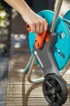 GARDENA AquaRoll S Slangenwagen - Verstelbare Handgreep - Excl. Tuinslang -Tuin Kortingswinkel 800x1200 49